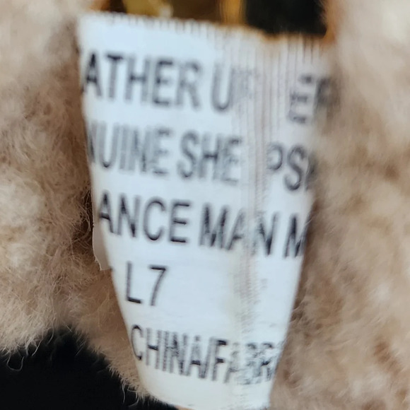 BIOTIME Genuine Shearling Sheepskin Boots Size 7 - Picture 11 of 13